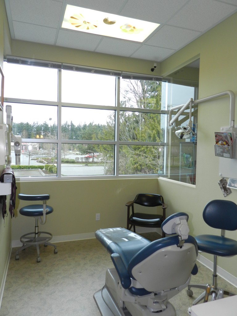 10 Dental room window - DSCN2691